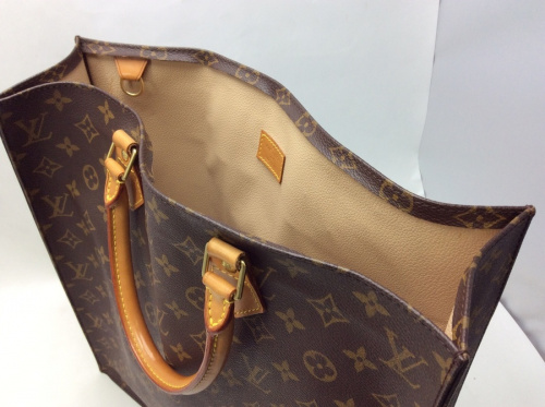 バッグのLOUIS VUITTON・ルイヴィトン