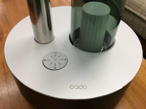 cadoの超音波式加湿器