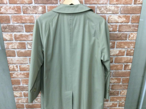 バーバリーズのステンカラーコート