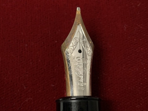 万年筆のMONTBLANC