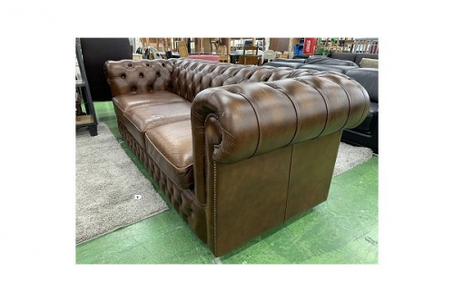 ソファのDISTINCTIVE CHESTER FIELDS
