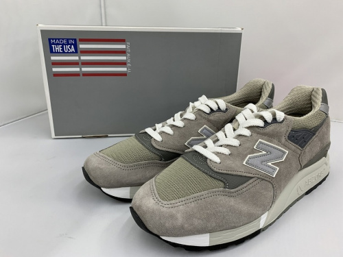 NEW BALANCE　ニューバランス