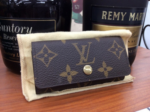 ブランド・ラグジュアリーのLOUIS VUITTON