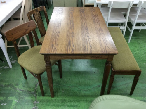 家具のダイニングセット