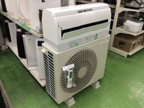 エアコンのHITACHI　日立　ヒタチ