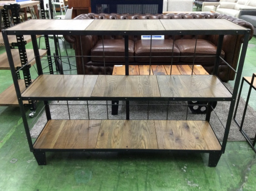 収納家具の万能収納