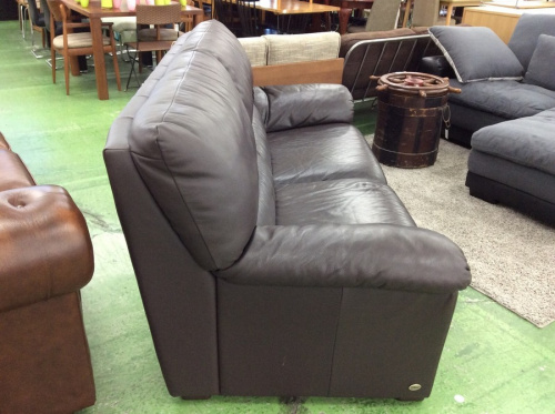 ソファーの3人掛けソファー