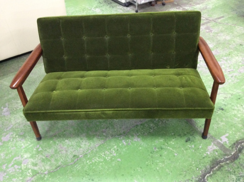 ソファのカリモク60