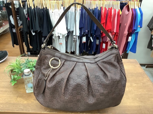 バッグ・財布のバッグ