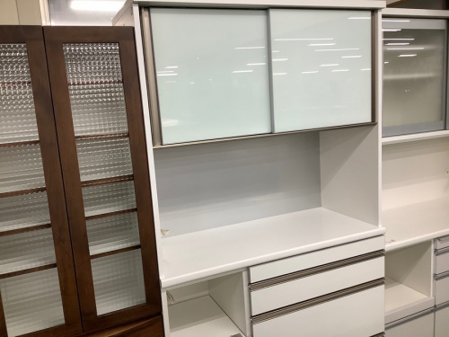 家具のカップボード・食器棚