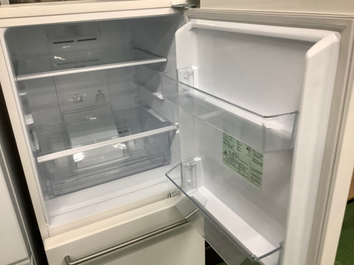 冷蔵庫の2ドア冷蔵庫