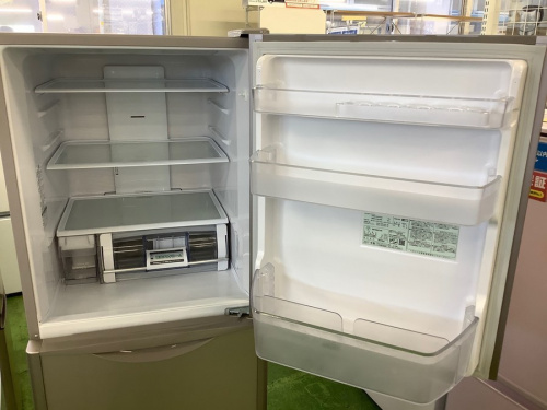 3ドア冷蔵庫のHITACHI ヒタチ 日立