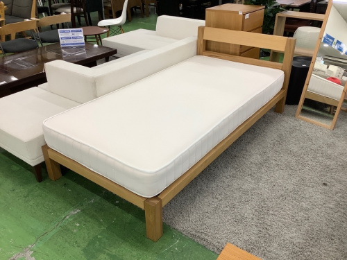 生活家具のベッド
