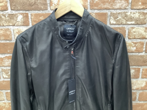 ジャケットのシングルライダースジャケット