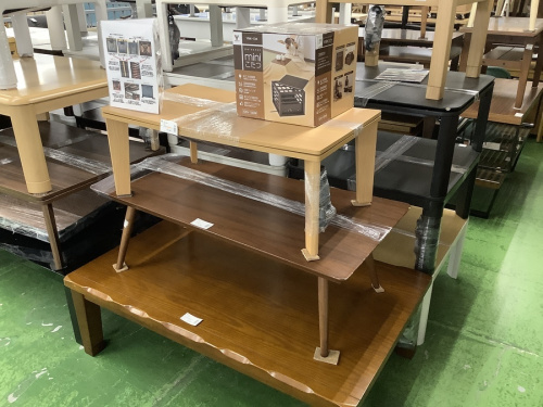 暖房器具のテーブル