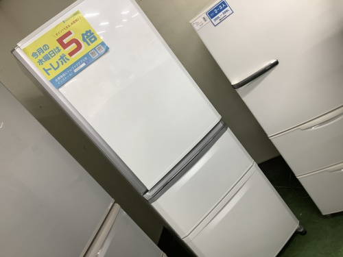 キッチン家電の冷蔵庫