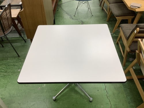 テーブルのコントラクトベーステーブル