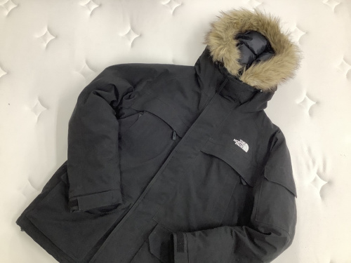 トップスのジャケット