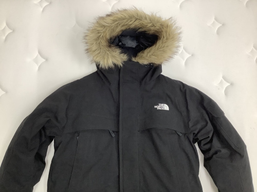 ジャケットのマクマードパーカー