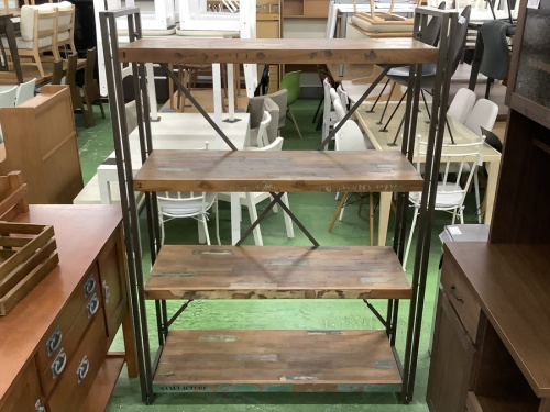 収納家具の万能収納