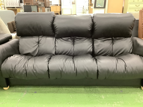 3人掛けリクライニングソファーのMARUICHI