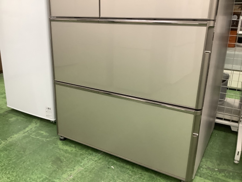 6ドア冷蔵庫のHITACHI