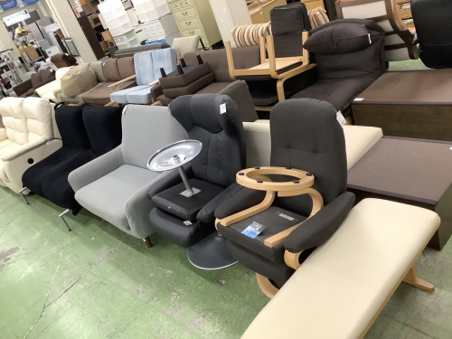 ゆったりくつろげる！無印良品のソファベンチを買取入荷しました