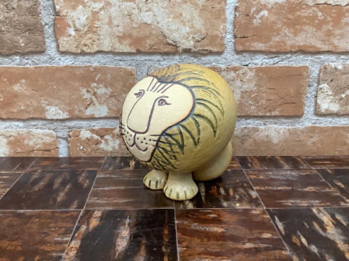 インテリア小物の置物　陶器