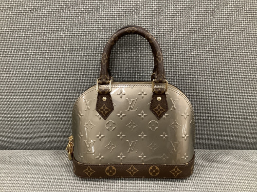 ハンドバッグのLOUIS VUITTON ルイ・ヴィトン