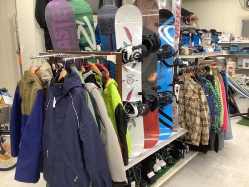 スキー　スノーボードのアウトドア　スポーツ