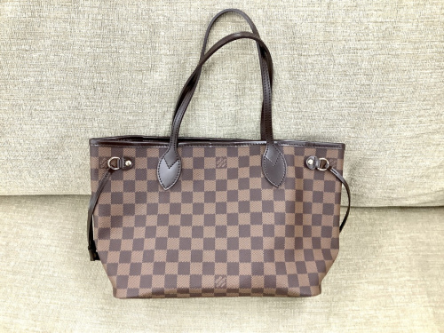 バッグのトートバッグ