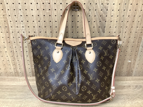 バッグのトートバッグ