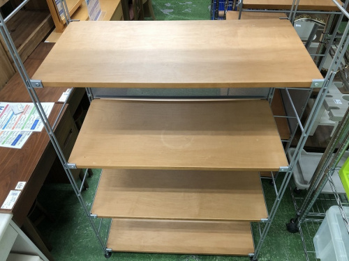 万能収納のユニットシェルフ