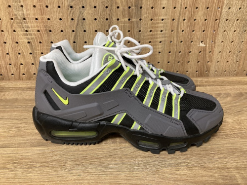 NIKE ナイキのAIR MAX 95