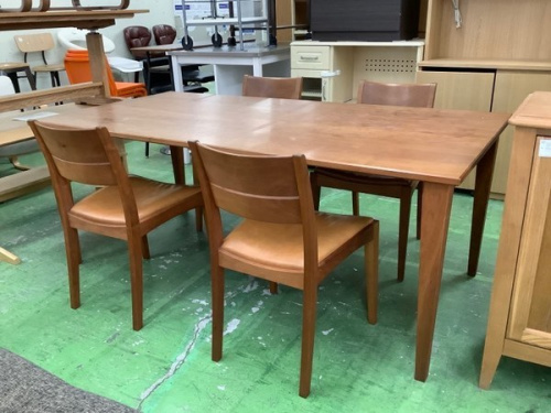 家具のダイニングセット