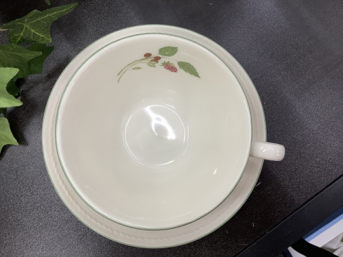 カップ&ソーサーのWEDGWOOD