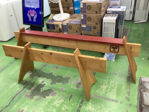 家具のベンチ