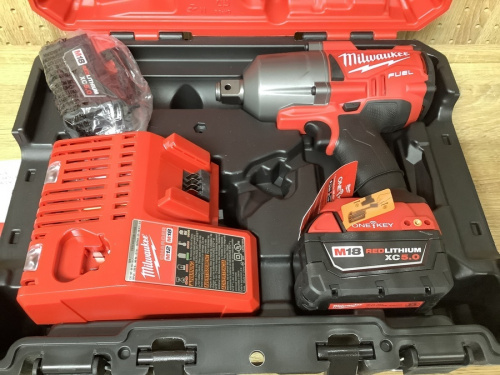工具のM18 FUEL