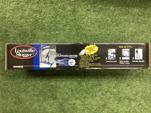 アルティメットピッチングマシーンのLOUISVILLE SLUGGER