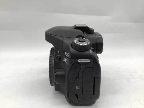 デジタル一眼レフカメラのCANON