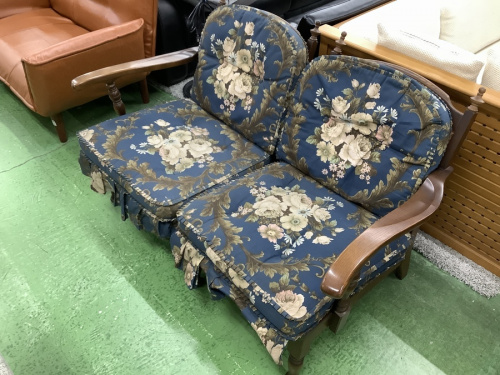 イスの飛騨産業