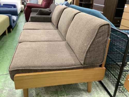 3人掛けソファーのUNICO(ウニコ)