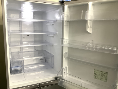 冷蔵庫の5ドア冷蔵庫