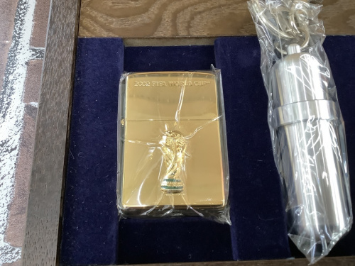 記念ライター・キーホルダーセットのZIPPO