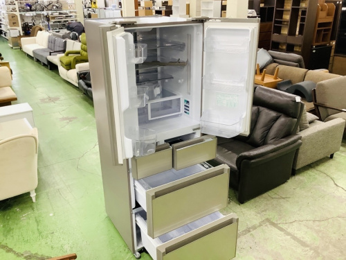 冷蔵庫の6ドア冷蔵庫