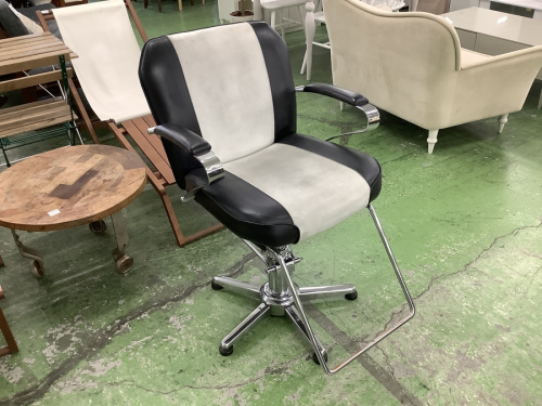 生活家具のイス