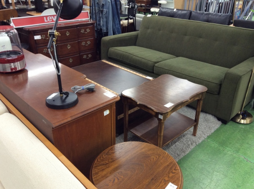 BAUHAUS（バウハウス）の2人掛けソファのご紹介です！【練馬店