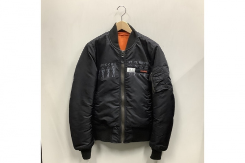 トップスのジャケット