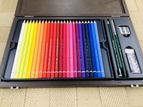 FABER-CASTELLのWAKITA HI-TECS