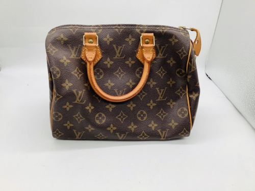 バッグのハンドバッグ